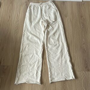 Wide leg sweat pants in cream